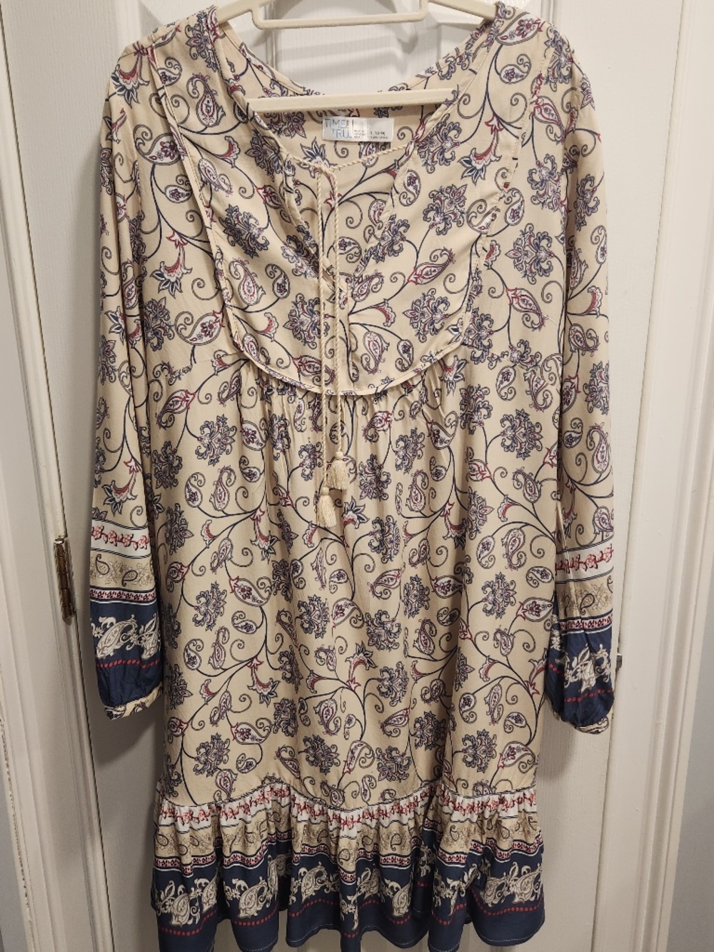 Time & Tru Tiered Dress Sz L Beige w/ Navy & Red Paisley Boho, Cottage, Peasant